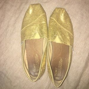Gold sparkle Toms.  Size 9.5